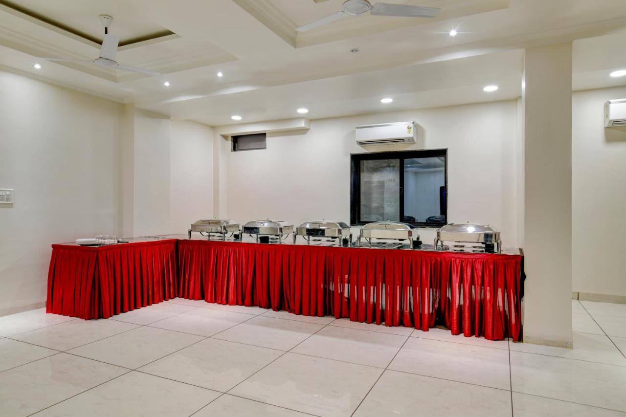 Treebo Trend Kanha Shree Indore Buitenkant foto